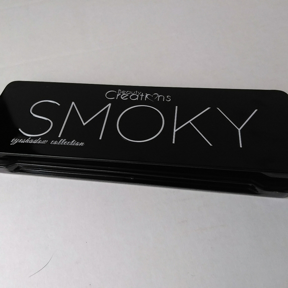 Makeup pallet - Picture 2 of 3